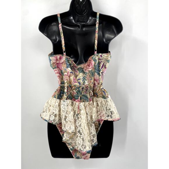 Victoria's Secret Gold Label Vintage Y2k Floral Lace Bodysuit Teddy - Picture 6 of 6